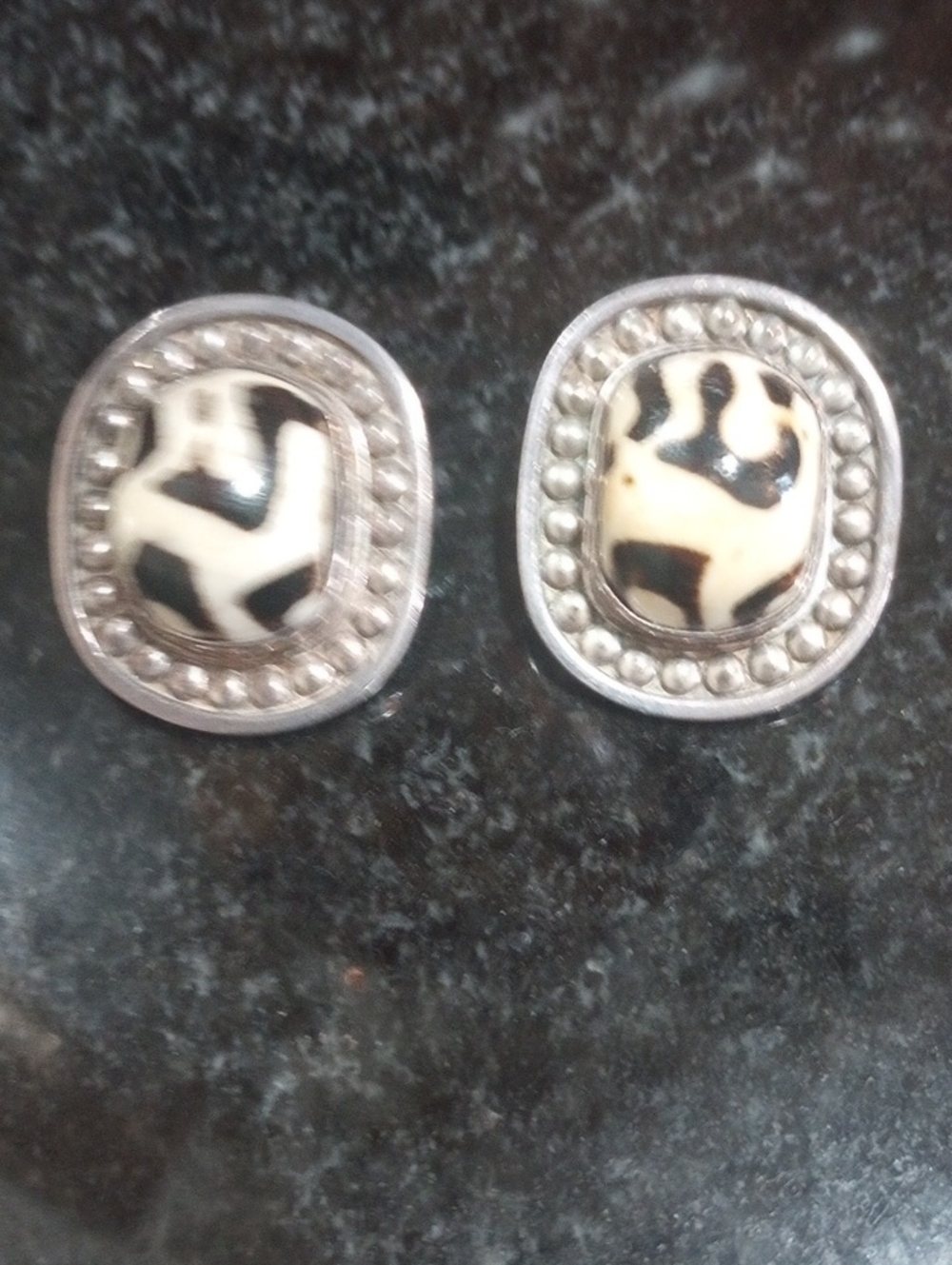 Deep Brown and Ivory Patterned Oval Stud Earrings - Unbranded